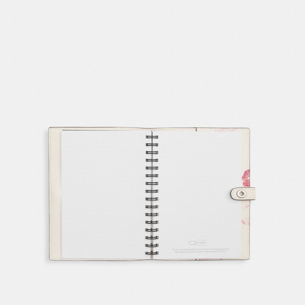 Coach Notebook With Lip Print Reistas Dames Zilver Gekleurd | VC1739546